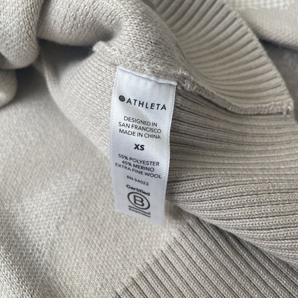Athleta Sweater Womens XS Tan Camo Beige Casual Pullover Knit Merino Wool Shirt - Picture 3 of 7